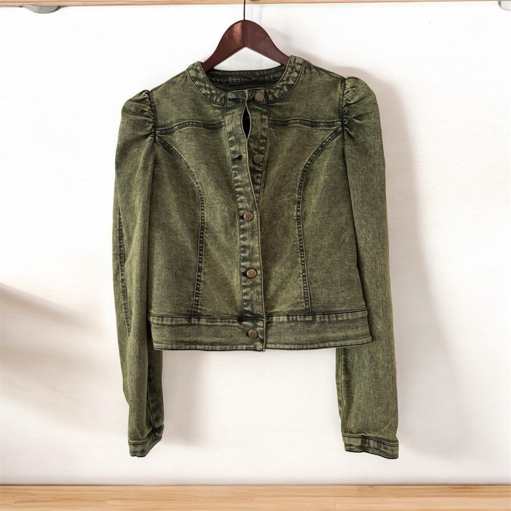 G By Giuliana Acid yellow washed Jean Jacket NWOT